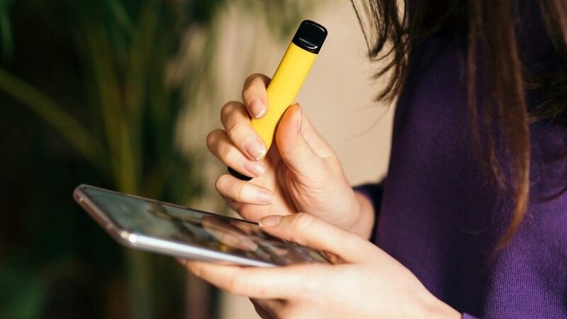 Aİ elektron siqaretləri qadağan etməyi planlaşdırır