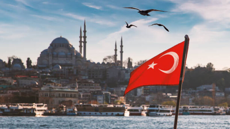 Azərbaycan vətəndaşlarının Türkiyədə ev alışı 23% azalıb