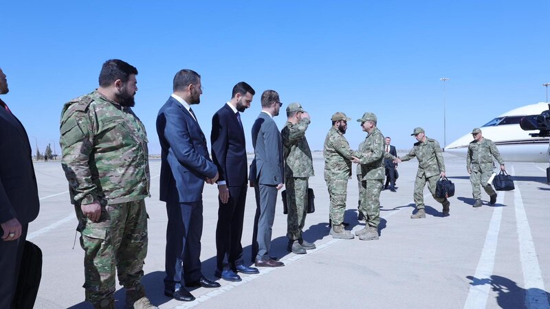 Türkiyə hərbi heyəti Suriyaya səfər etdi