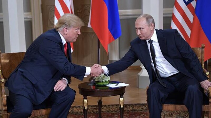 "The Telegraph": Putin və Trampın Budapeştdə görüşü Avropa İttifaqına zərbə olacaq