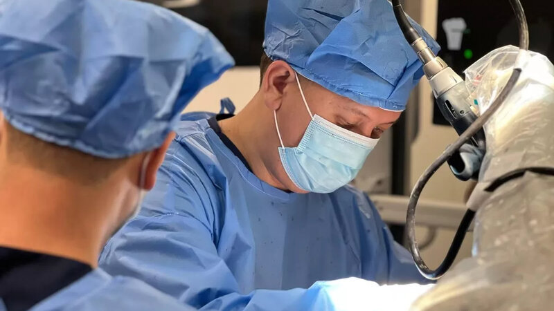 Qazax və özbək həkimlərin birgə cərrahi əməliyyatı: