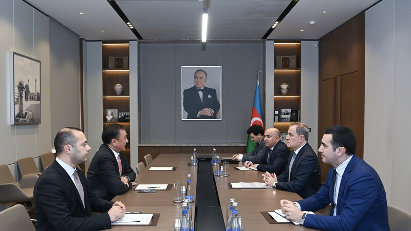 Ceyhun Bayramov TDT-nin baş katibi ilə görüşdü