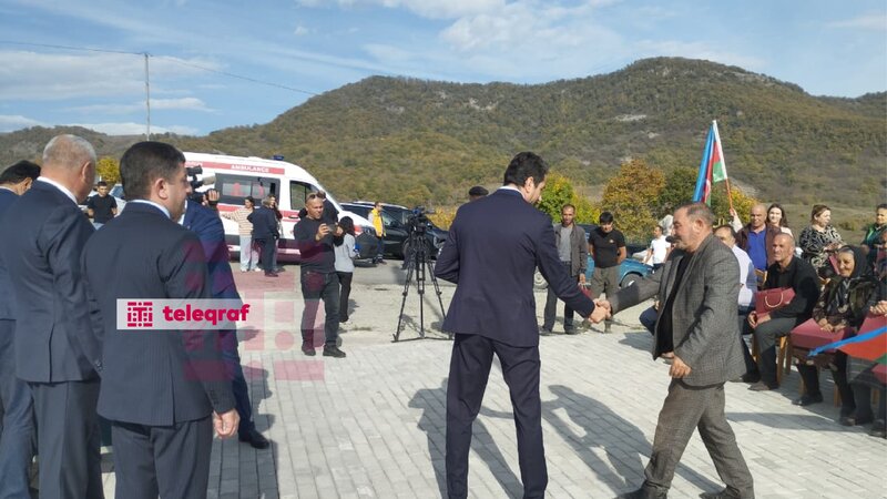 Növbəti köç karvanı mənzil başına çatdı, açarlar təqdim olundu -