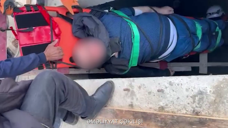 FHN: Su anbarına yıxılan şəxs xilas edildi -