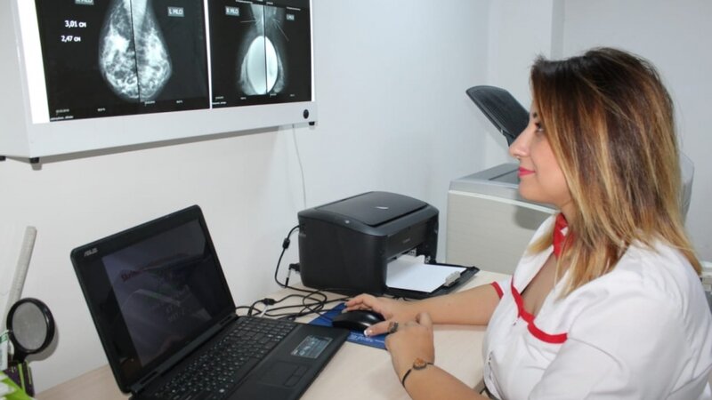 22 regionda 3 mindən çox qadın süd vəzi xərçəngi ilə bağlı müayinəyə cəlb edildi