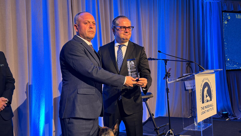 ANAMA əməkdaşı və iti Vaşinqtonda mükafatlandırıldı