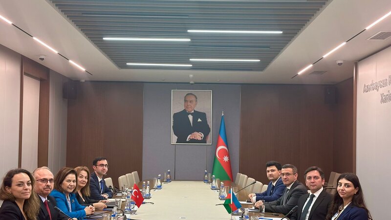Azərbaycan və Türkiyə arasında ikitərəfli münasibətlər müzakirə edildi