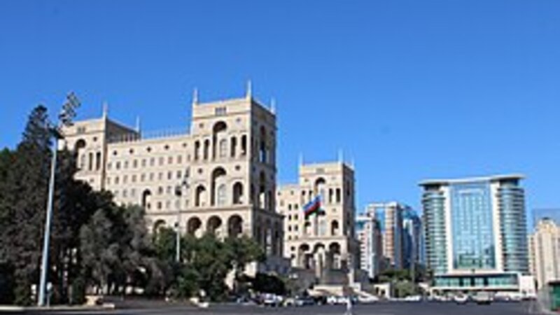 Parada görə Azadlıq Meydanındakı yeraltı avtodayanacağın fəaliyyəti dayandırılır