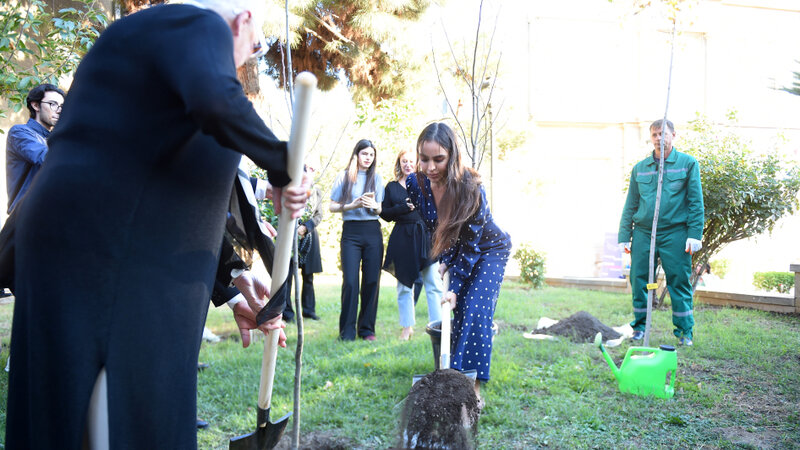 “ART Weekend” çərçivəsində “Püstə: canlı irs” performansı təqdim edilib