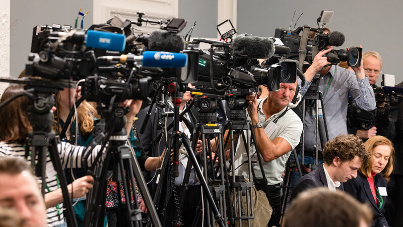 Azərbaycanlı jurnalistin İrəvanda verdiyi sual Mirzoyanı özündən çıxardı