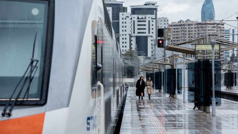 ADY bayram günlərində əlavə qatar reysləri təşkil edəcək