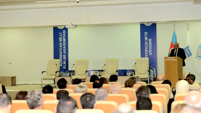 Bakıda “Mediada Azərbaycan ədəbi dilinin normalarının düzgün tətbiqi” mövzusunda konfrans keçirildi -