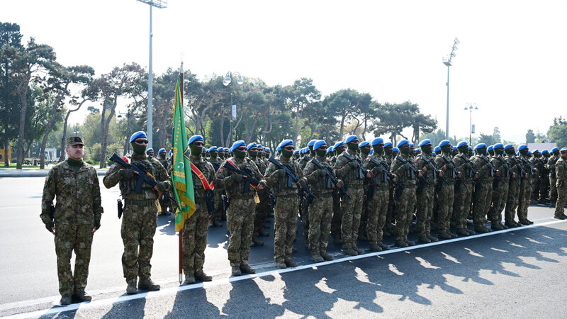 Bu hərbi qulluqçulara leytenant rütbəsi veriləcək