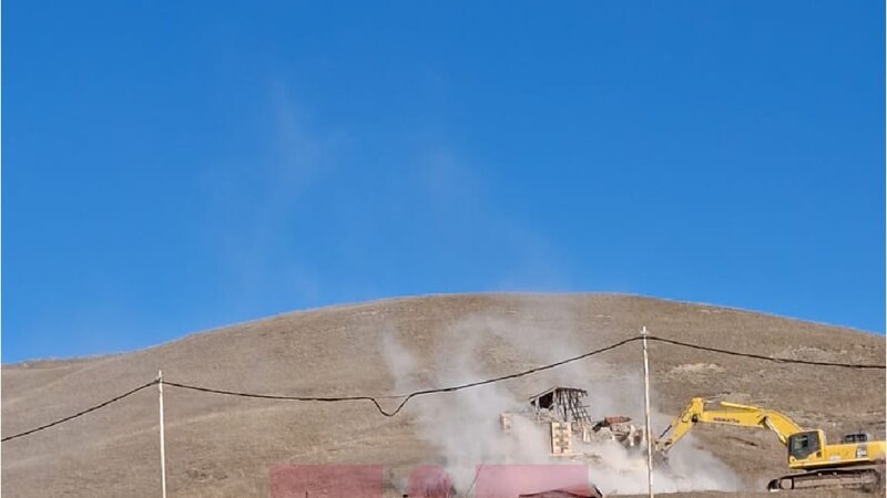 Laçınn Qorçu qəsəbəsində söküntü işlərinə başlanılıb