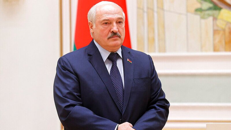 Lukaşenko: Polşa Belarusla qonşuluq münasibətlərini qorumalıdır