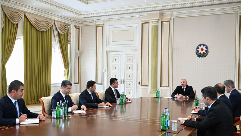 Prezident yeni səlahiyyətli nümayəndə və icra başçılarını qəbul etdi