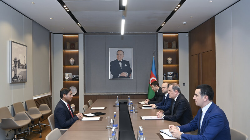 Ceyhun Bayramov Banqladeş səfirini qəbul etdi