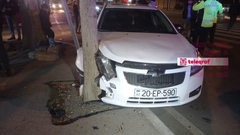 Gəncədə  avtomobillər toqquşdu, xəsarət alanlar var -