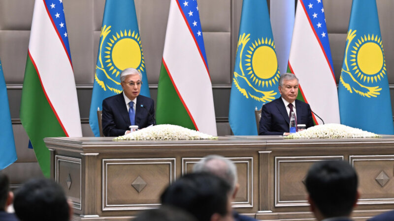 Özbəkistan və Qazaxıstan yeni nəqliyyat dəhlizlərini birgə inkişaf etdirəcək