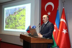 Türkiyədə  “Daşları toplama zamanı” adlı kitabın təqdimatı keçirildi