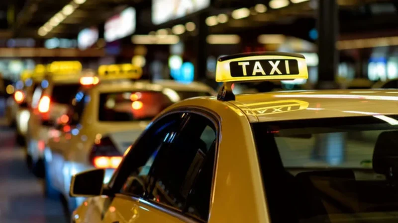 İranlıya narkokuryerlik edən taksi sürücüsü Maştağada tutuldu –