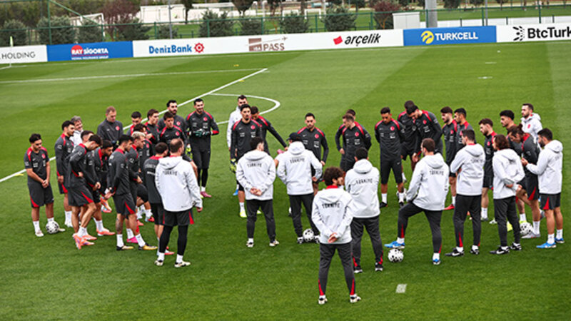 Türkiyə millisi ciddi itkilərlə üzləşib