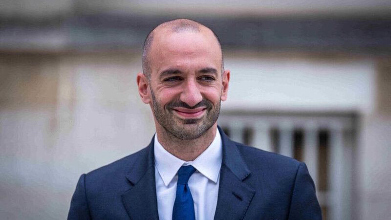 Fransa Gürcüstan hökumətini erkən seçki keçirməyə çağırdı