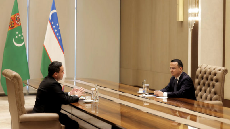 Türkmənistan və Özbəkistan sərhəd ticarət zonasının fəaliyyəti qaydalarını təsdiqlədi