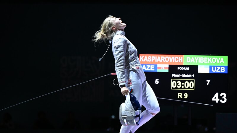 Qılıncoynatmanın sablya növü üzrə milli komandamız qızıl medal qazandı