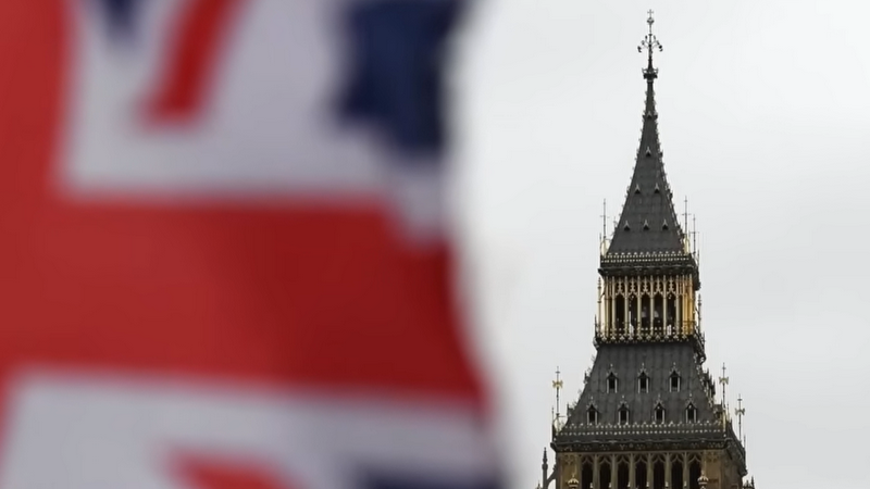 Starmer Çinə Londonda səfirlik binası tikməyə icazə verəcək