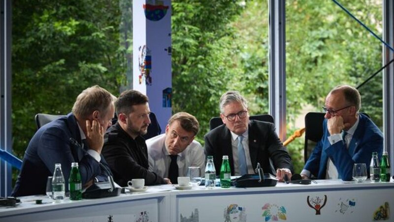 Avropa liderləri Zelenski ilə telefon danışığı aparıblar