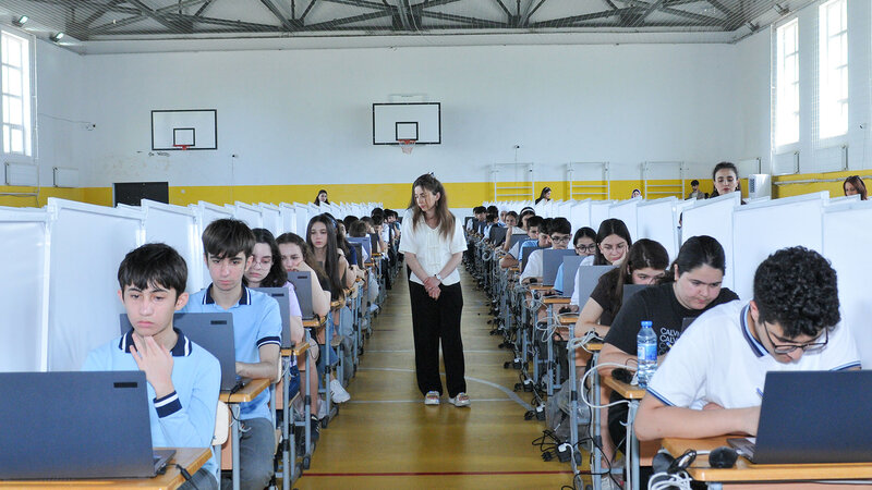 Məktəblilərarası Milli Hakaton 2025-in yarımfinal mərhələsinə son günlər qalır