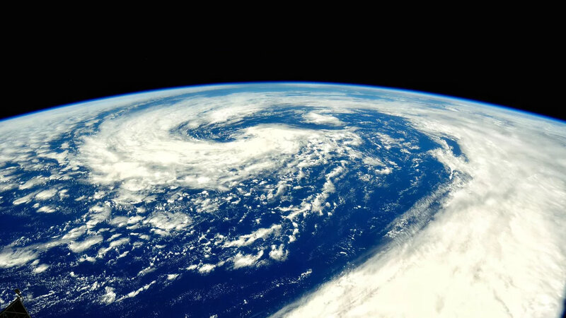 Yer kürəsində dəhşətli parçalanma: