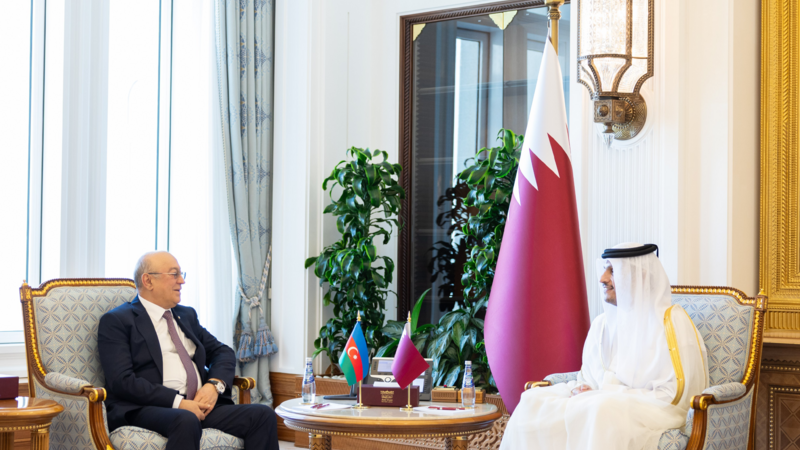 Kəmaləddin Heydərov Qətər XİN rəhbəri ilə görüşdü