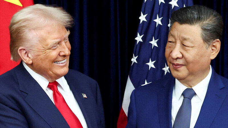 Ağ Ev: Tramp və Si Cinpinin telefon danışığı bir saat davam edib