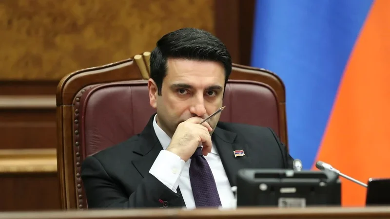 Ermənistan Parlamentinin sədri: Bakıya səfər etməyə hazıram