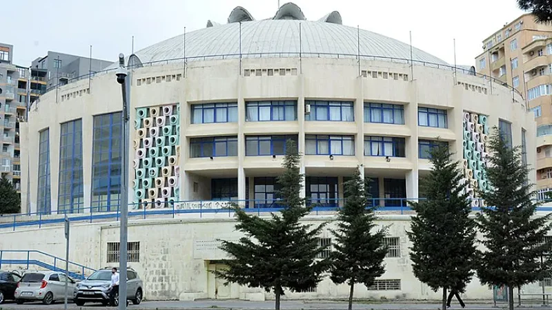 Bakı Dövlət Sirki itlərə görə cərimələnib