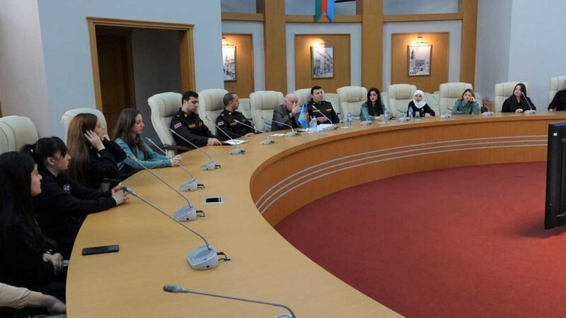 FHN-nin Akademiyasında “Konstitusiya və Suverenlik İli” çərçivəsində tədbir keçirildi -