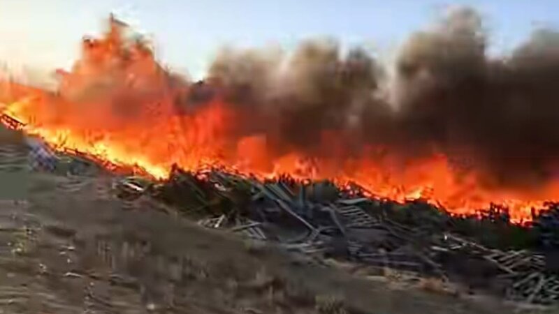 Baksol yolunda məişət tullantıları yığılmış ərazidə baş verən yanğın söndürüldü -