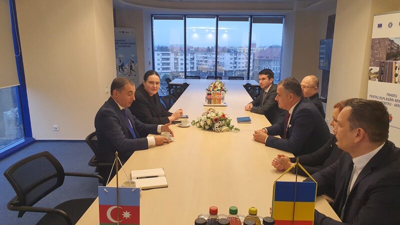 Azərbaycanın Rumıniyadakı səfiri Bakeu şəhərində görüşlər keçirib