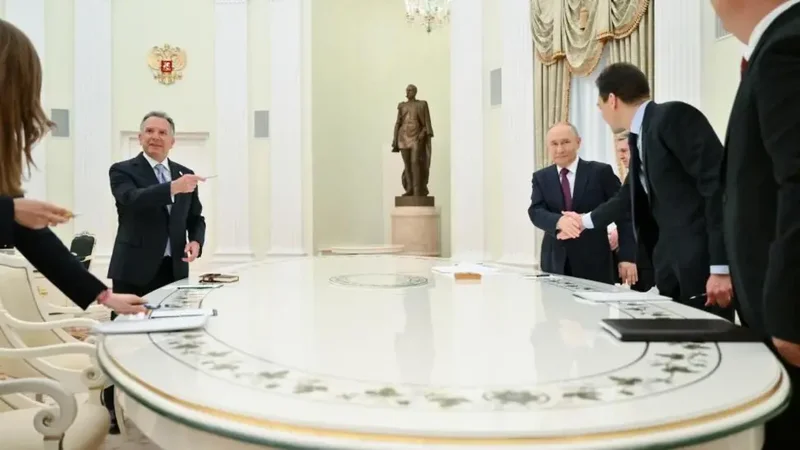 Beş saat davam edən görüşdə Ukrayna prosesində tıxanma nöqtəsi müəyyənləşdi