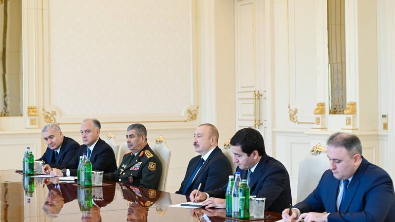 İlham Əliyev: Azərbaycan-Böyük Britaniya müdafiə sənayesi əməkdaşlığında yeni səhifə açılıb