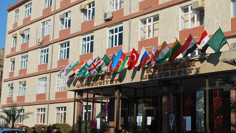 Nazirlik Xəzər Universitetini cərimələyib