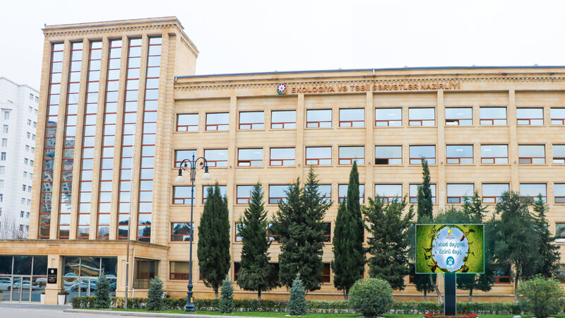 Nazirlik əməkdaşları vətəndaşı qanunsuz cərimələyib -