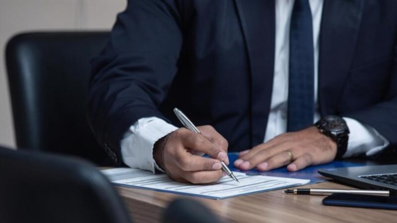 “Dövlət qulluqçusu haqqında” qanuna dəyişikliklər təklif olunur