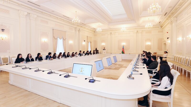 Ali Məhkəmədə Femida könüllüləri ilə görüş keçirildi -