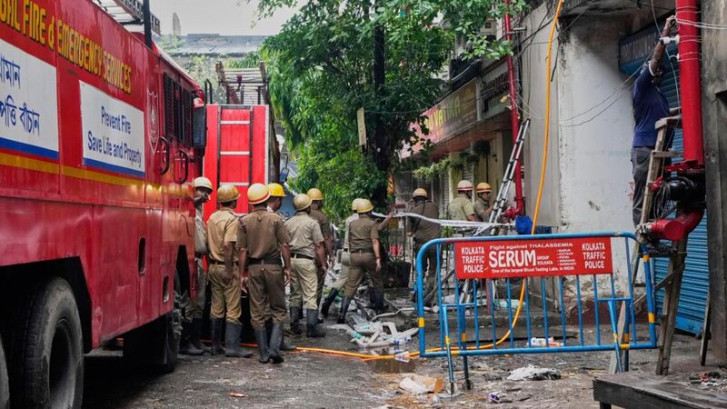 Hindistanda baş verən yanğın nəticəsində 25 nəfər öldü