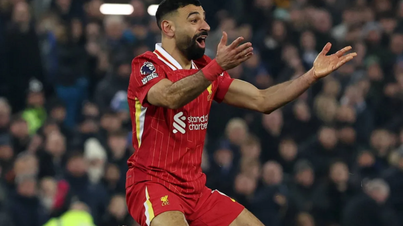 Salah “Liverpul”dan ayrılacağını açıqladı -