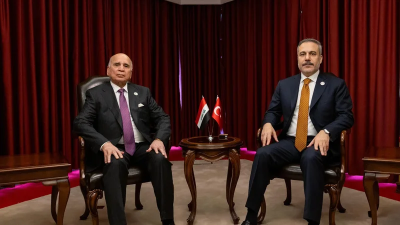 Hakan Fidan suriyalı həmkarı ilə görüşdü