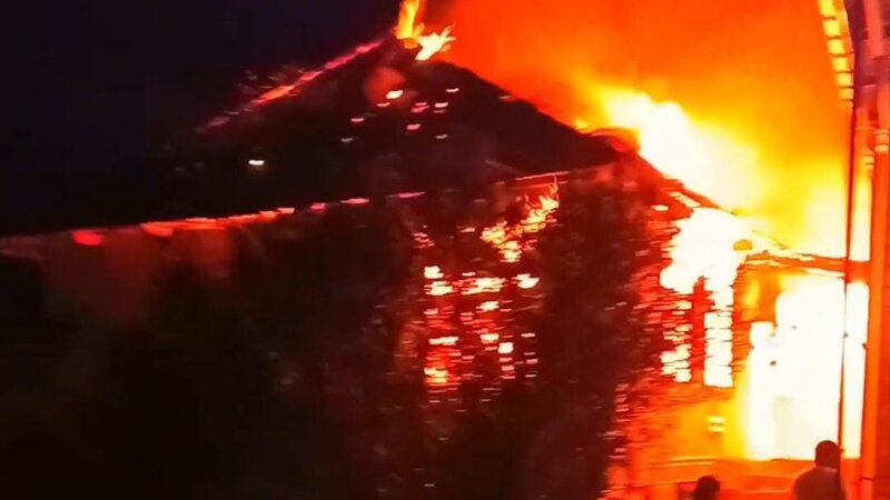 Biləsuvarda fərdi yaşayış evində yanğın olub